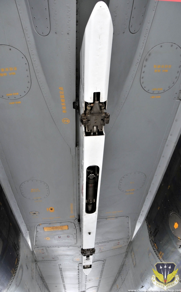 J11B4.jpg