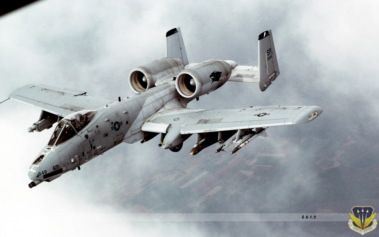 A-10-desktopsky-64219.jpg